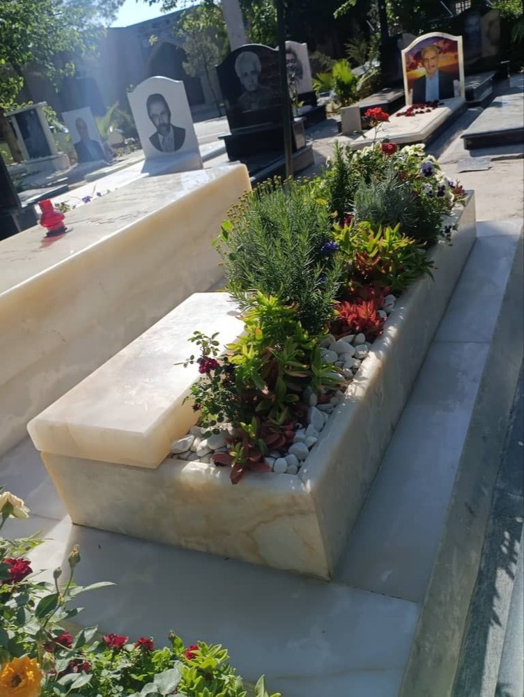 تلفن ابری برای سنگ قبر